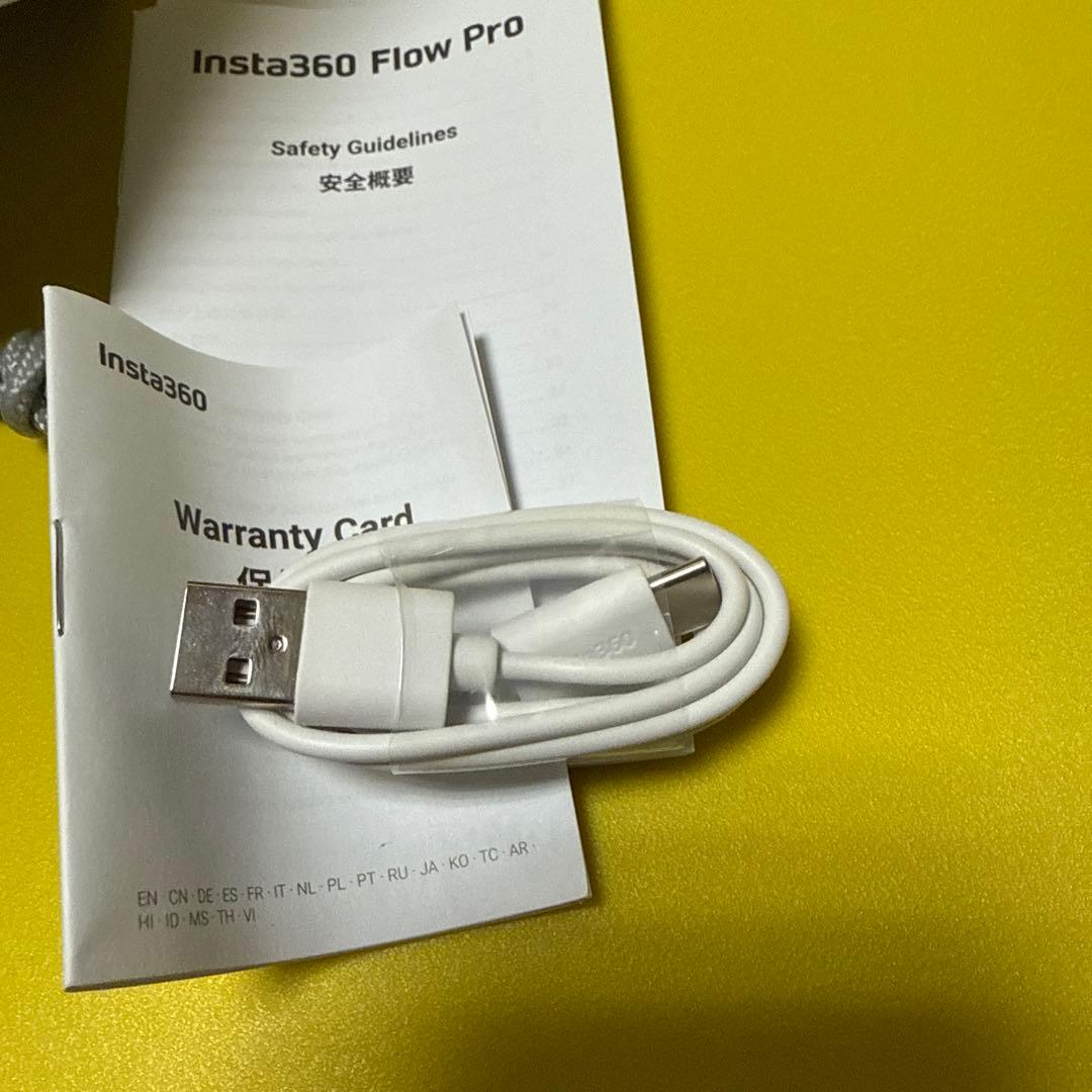 Insta360 Flow Pro 、ハードケース付き