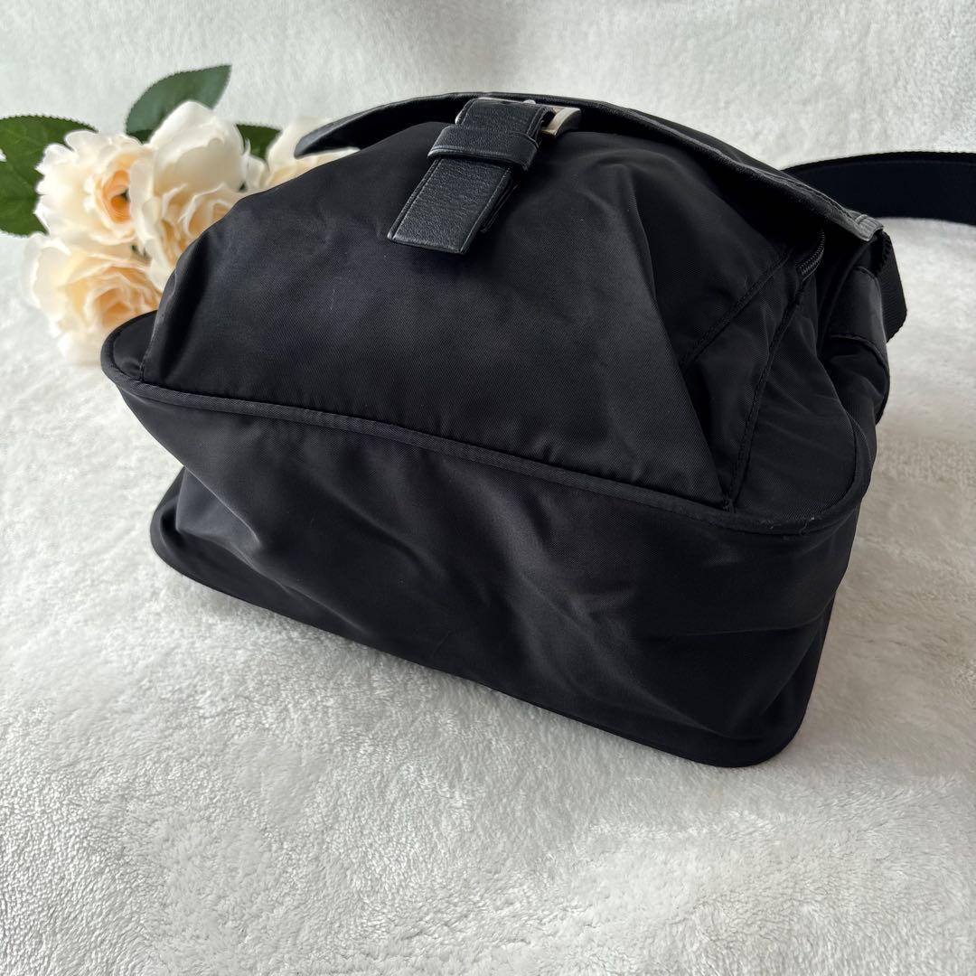 【極美品】PRADA プラダ ショルダーバッグ 三角ロゴ ナイロン フラップ