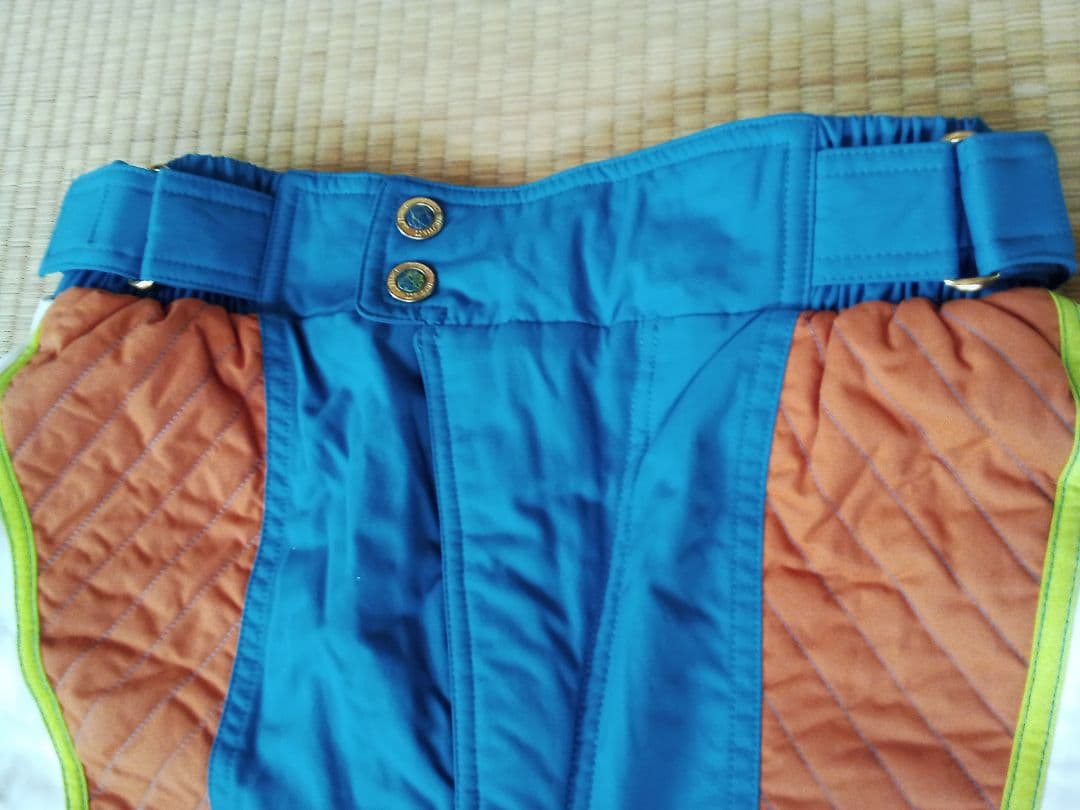 新品未使用　TAION マルチカラー スキーウェア　L　紫、青、黄、オレンジ