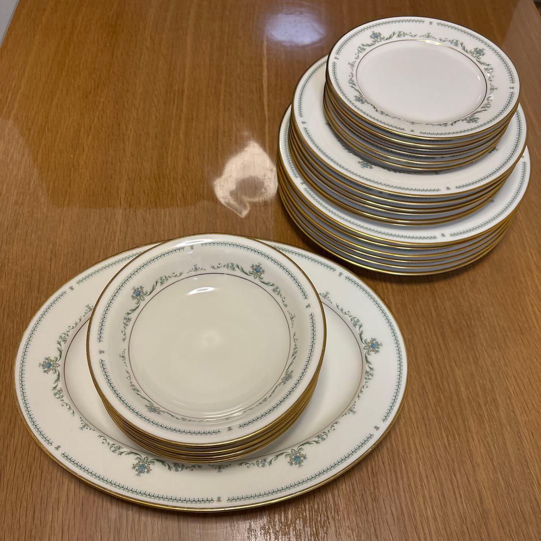 ノリタケ　アイボリーチャイナブレイクスリー　ディナーセット　まとめ売り