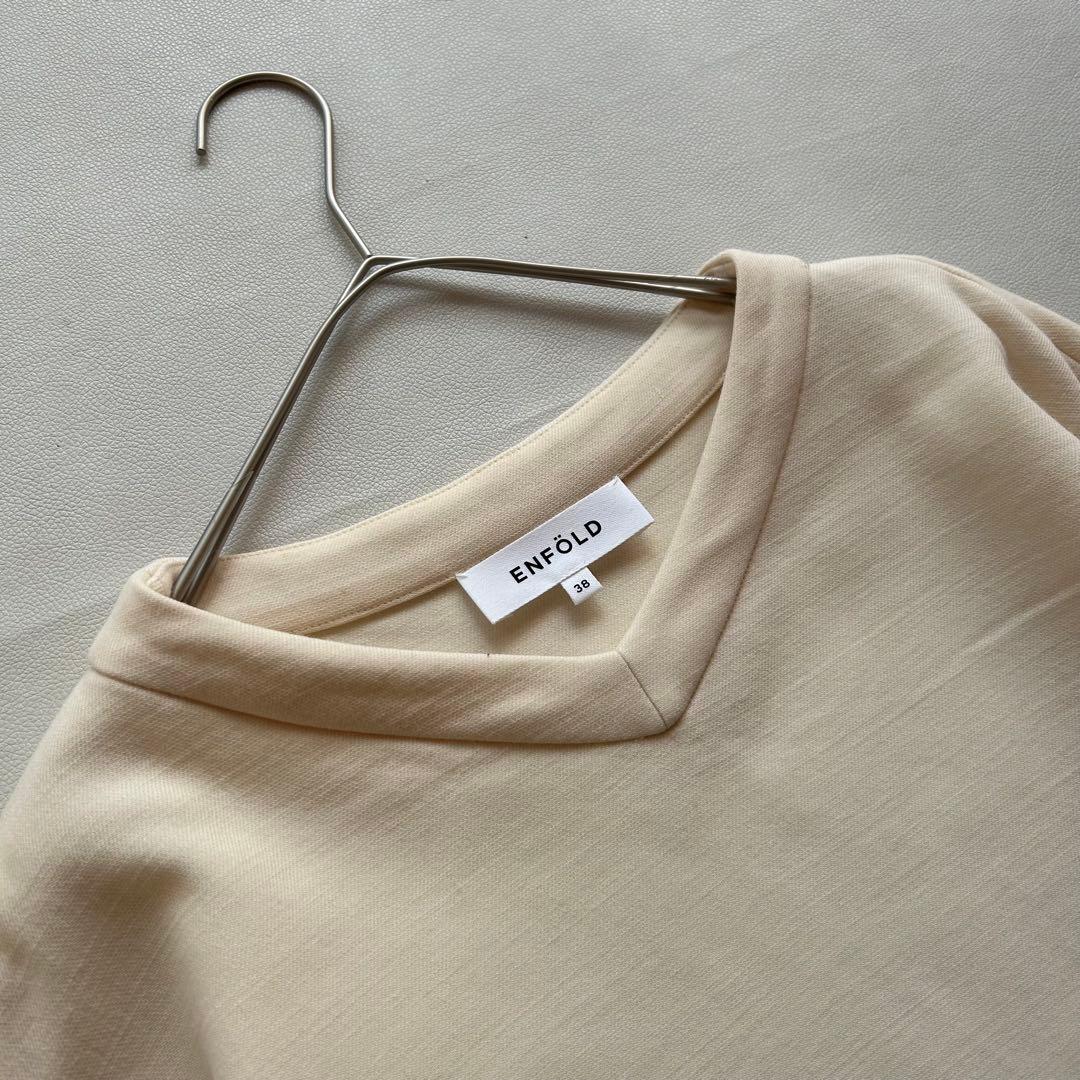 240エンフォルド 透けないストレッチウールゆったりフレアブラウス38アイボリー