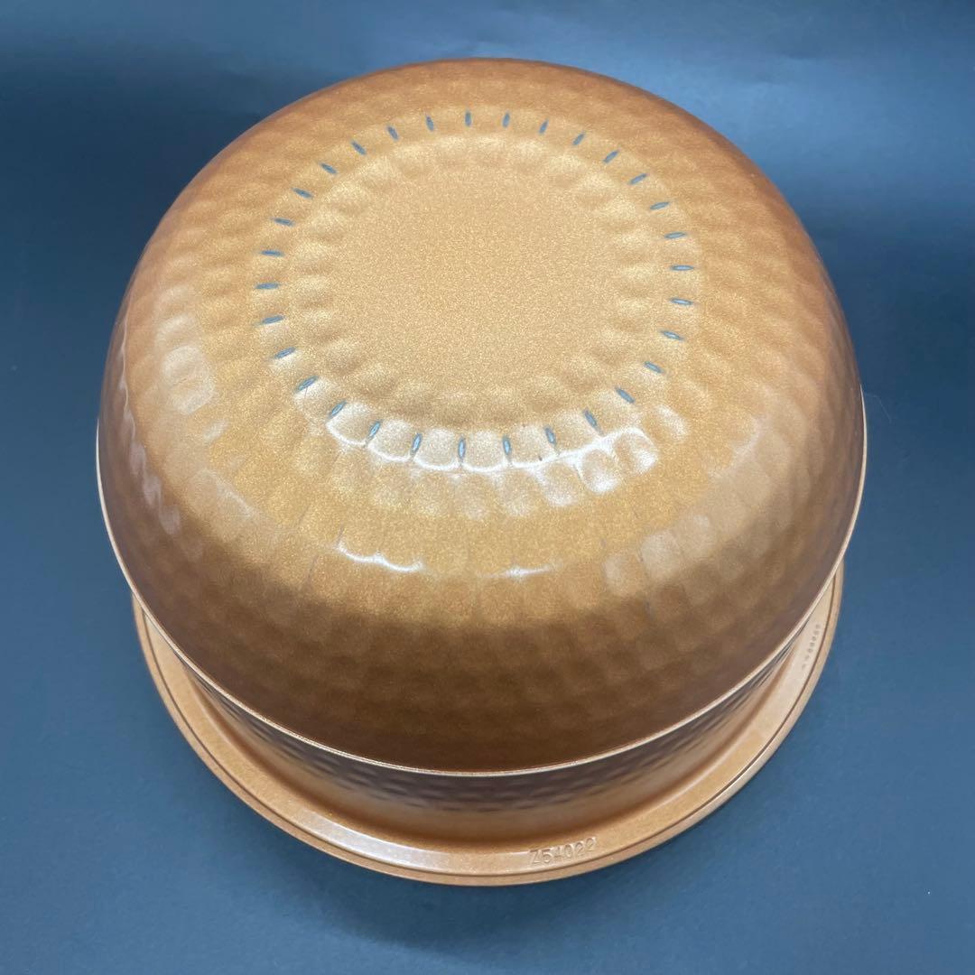 ◯東芝 真空圧力IH炊飯ジャー 5.5合炊き 2025年製 ホワイト