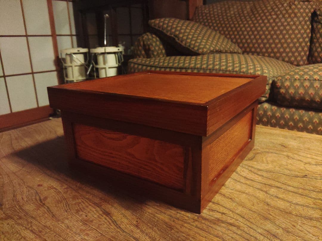 未使用　箱膳 木箱　無垢　天然木　アンティーク レトロ　アンティーク　希少