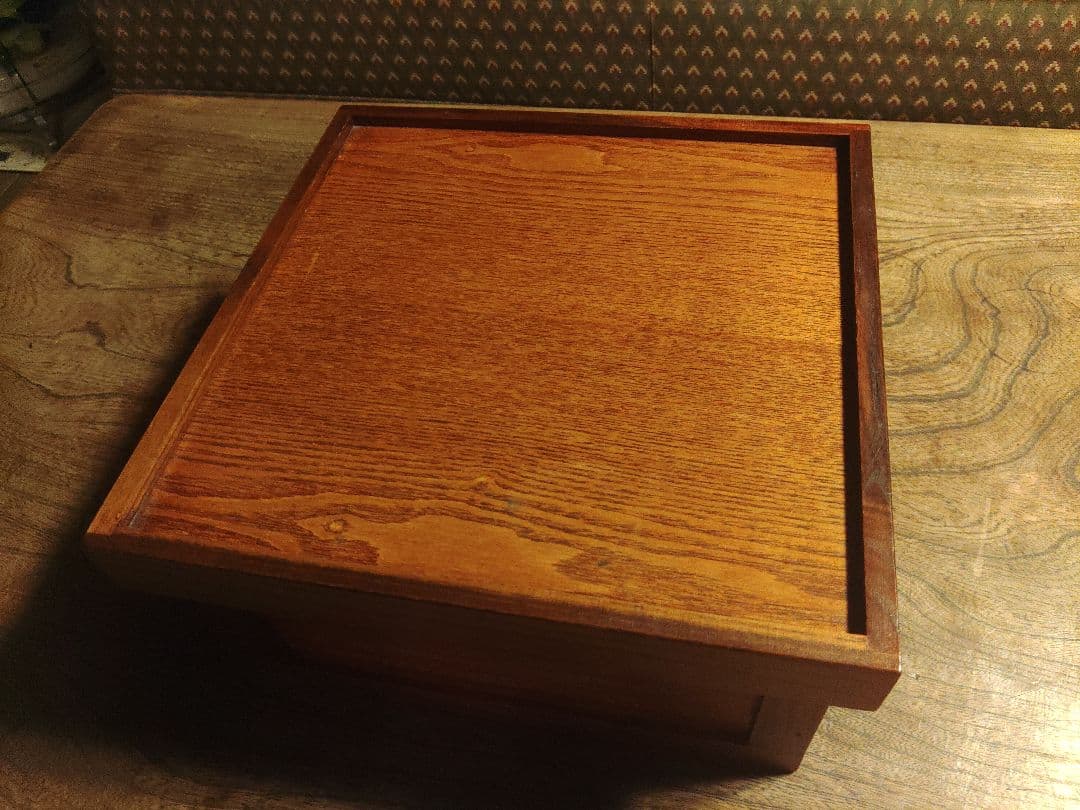 未使用　箱膳 木箱　無垢　天然木　アンティーク レトロ　アンティーク　希少