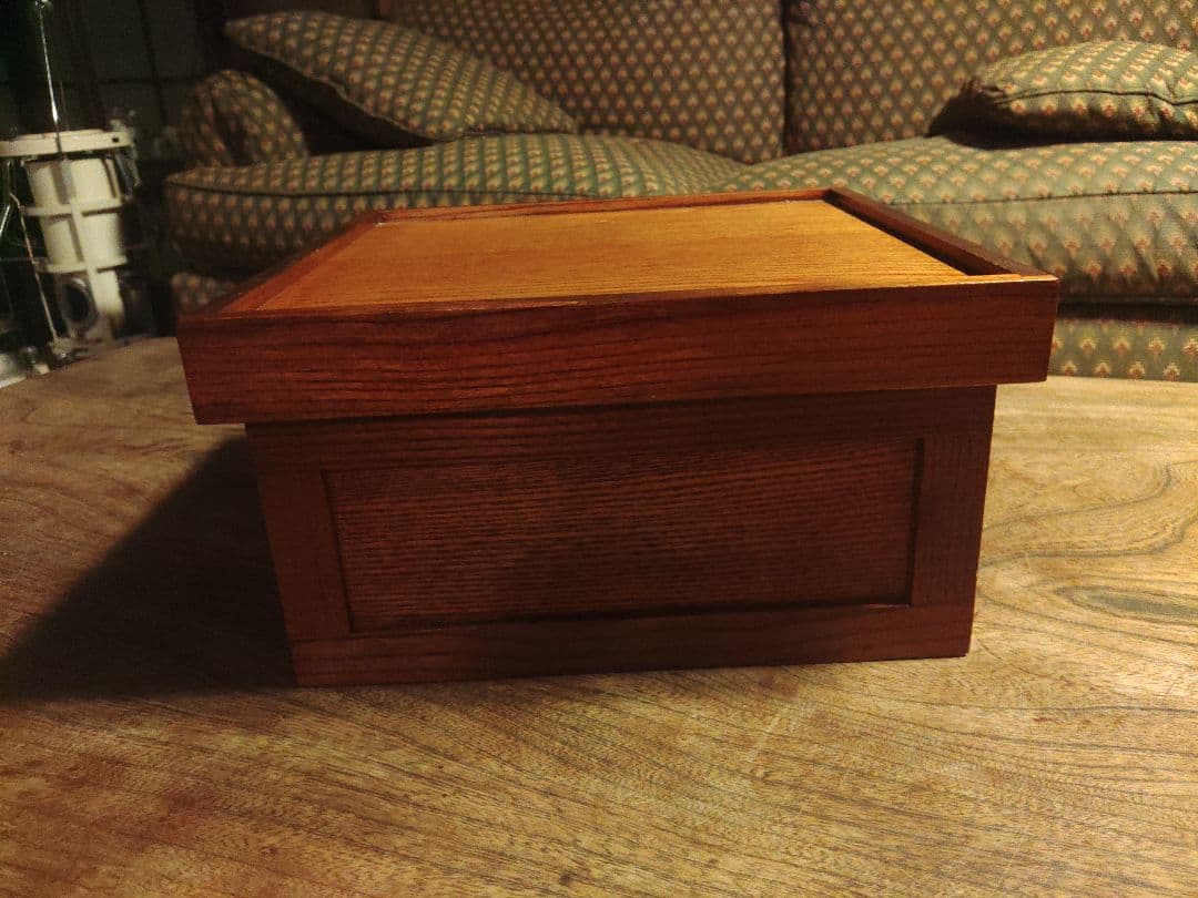 未使用　箱膳 木箱　無垢　天然木　アンティーク レトロ　アンティーク　希少