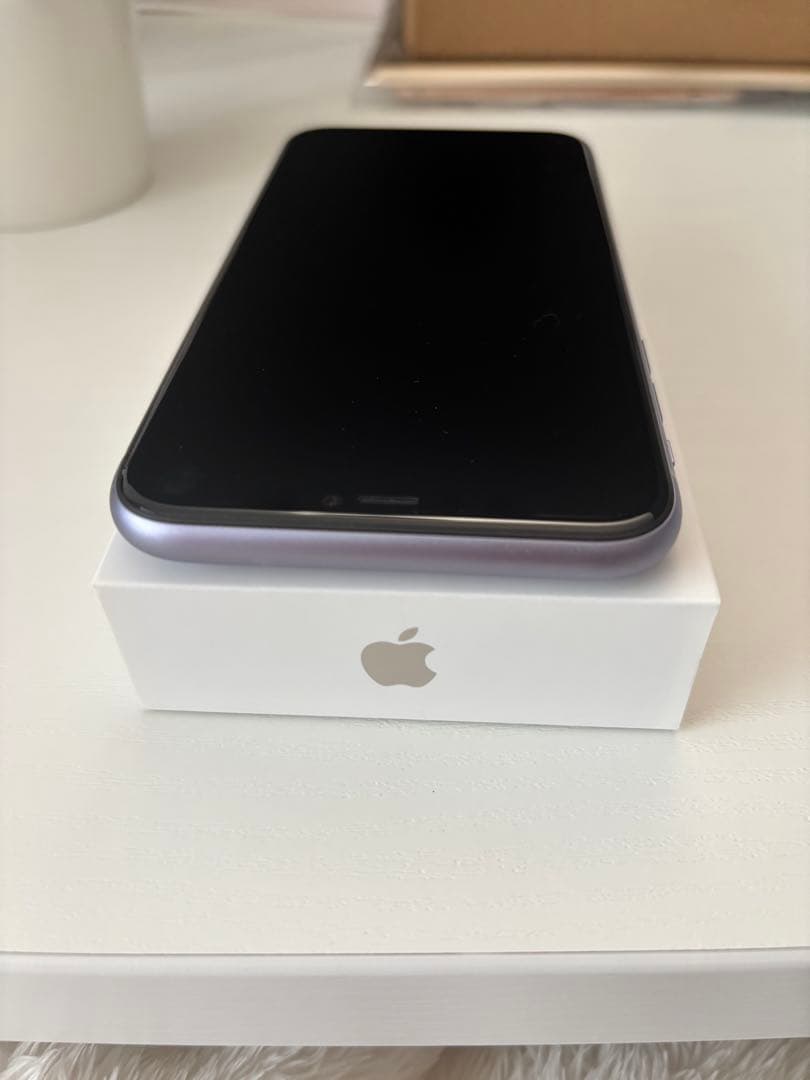 【美品・本体のみ】Apple iPhone 11 64GB　パープル