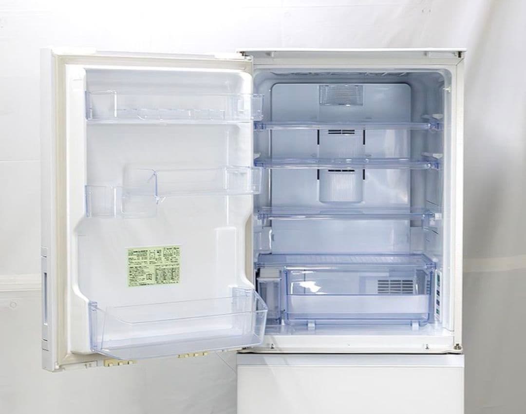 美品　SHARP 冷蔵庫 プラズマクラスター機能付き　2022年製