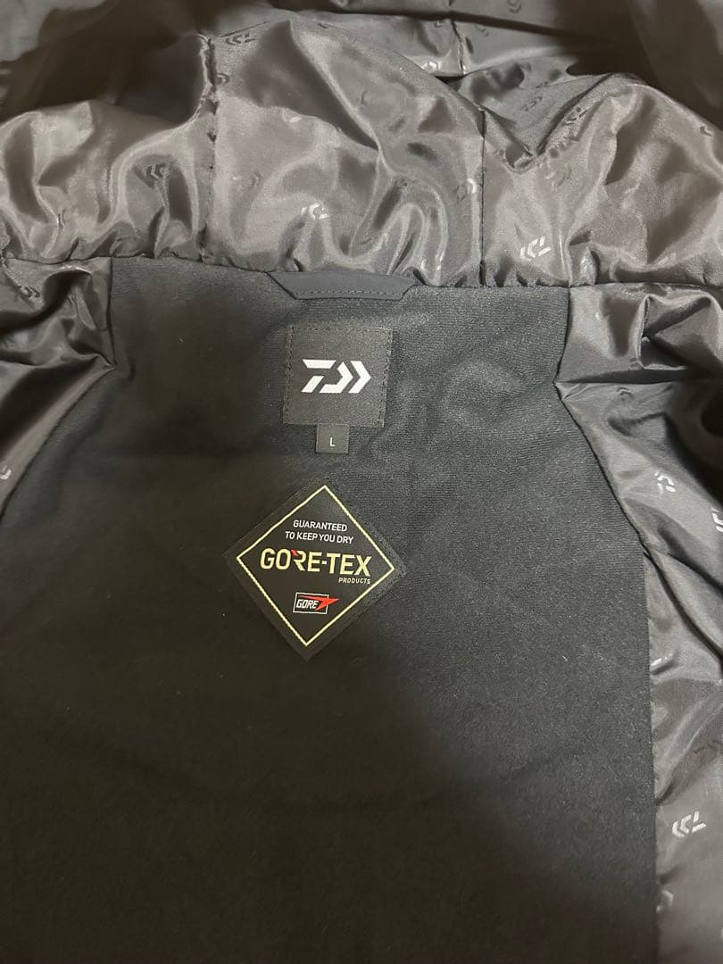 ダイワ　DW-1824 ガンツメタル　ゴアテックス L 新品　未使用