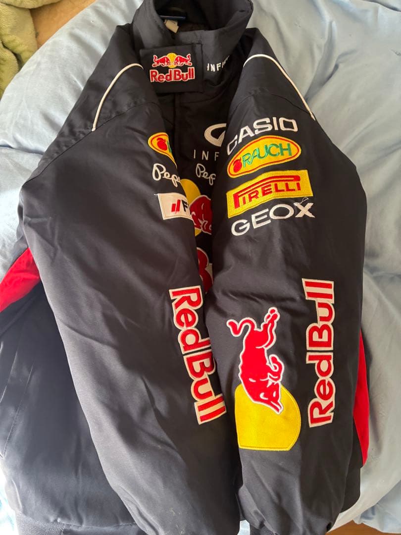 Red Bull Racing F1 ジャケット ユニセックス Mサイズ 正規品