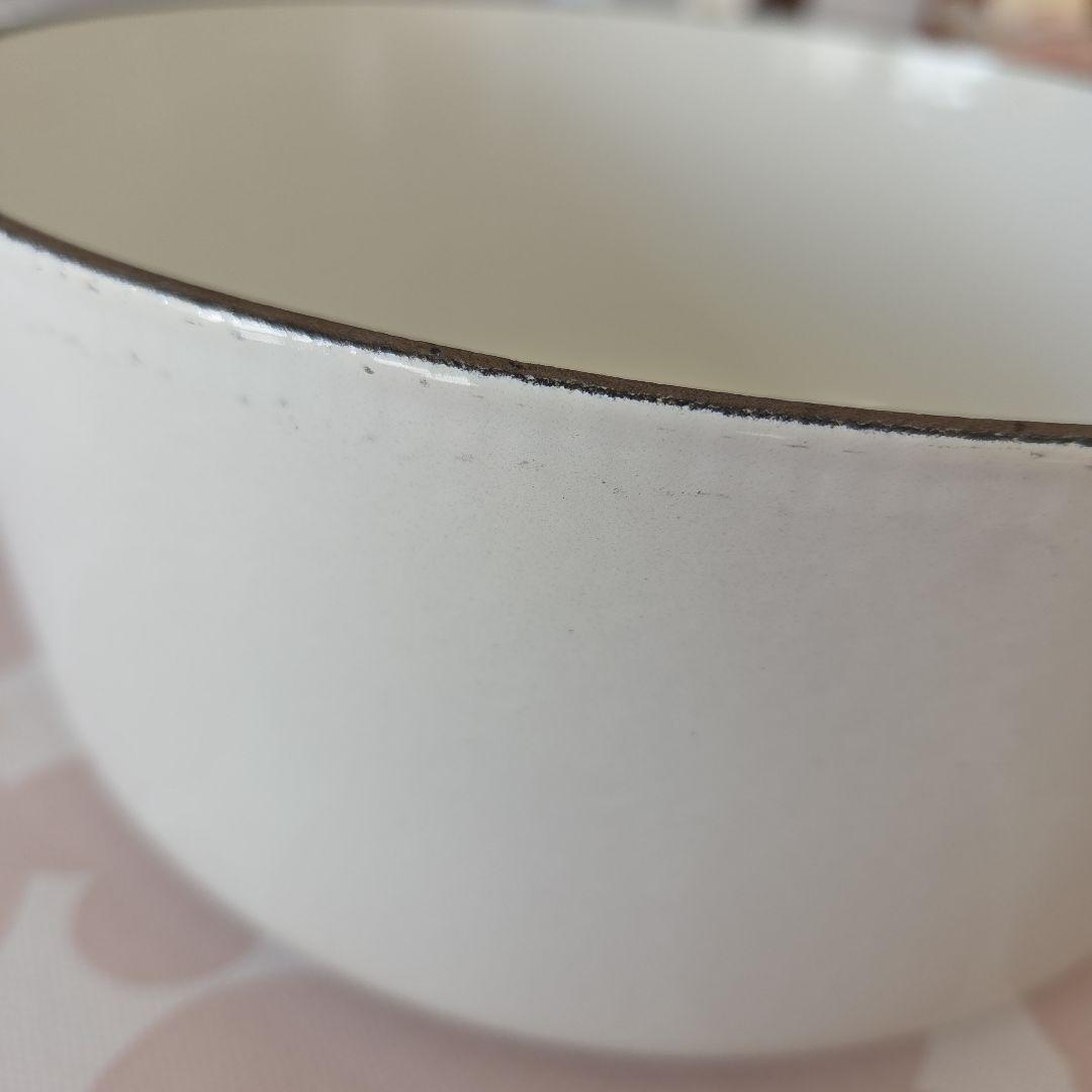 ル・クルーゼ　ココットロンド　22センチ　白