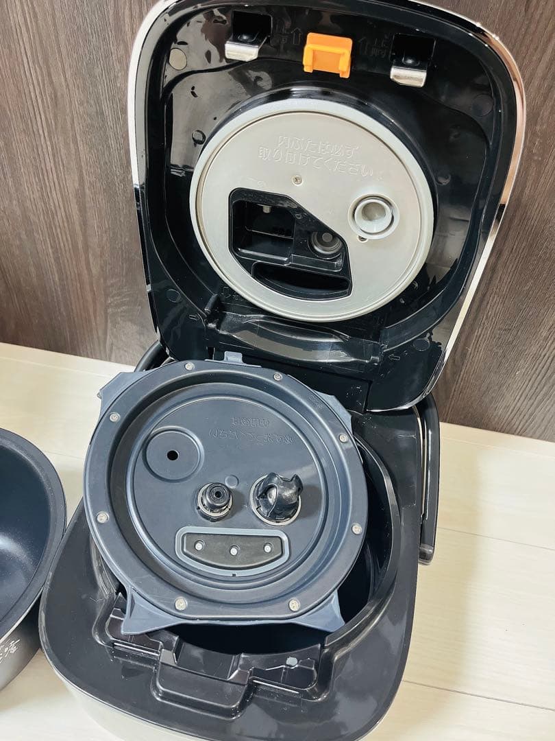 [極美品✨高年式⤴️] 象印　炊飯器　NW-JW10 22年製