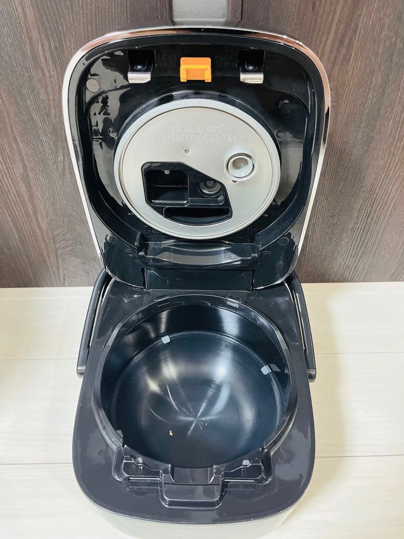 [極美品✨高年式⤴️] 象印　炊飯器　NW-JW10 22年製