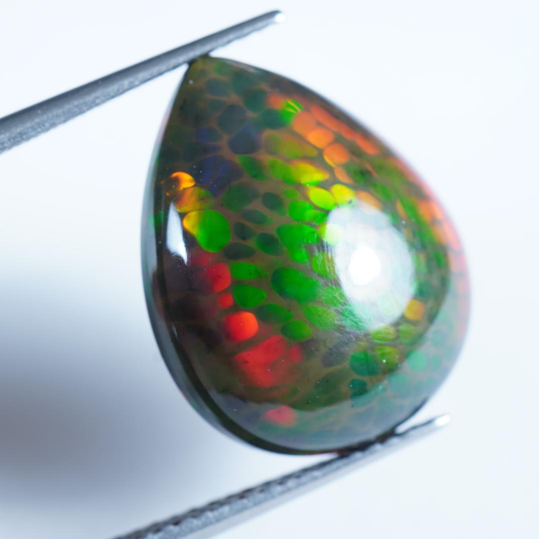 ハニカム ブラックオパール　エチオピア産