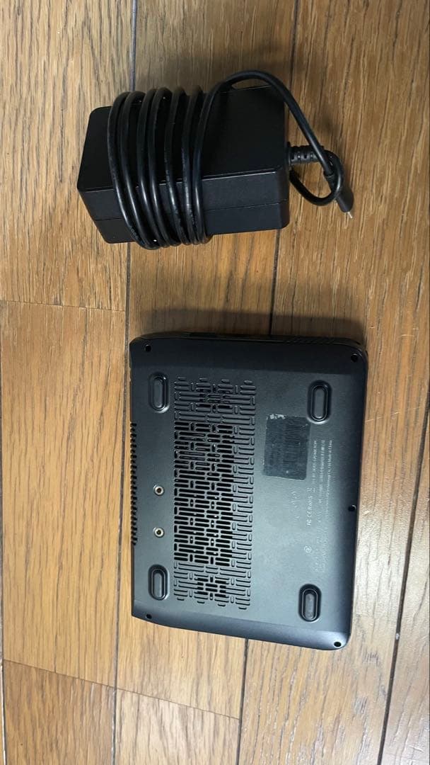 GPD MicroPC N4100/8GB/128GBオフィスとアダプタ付き