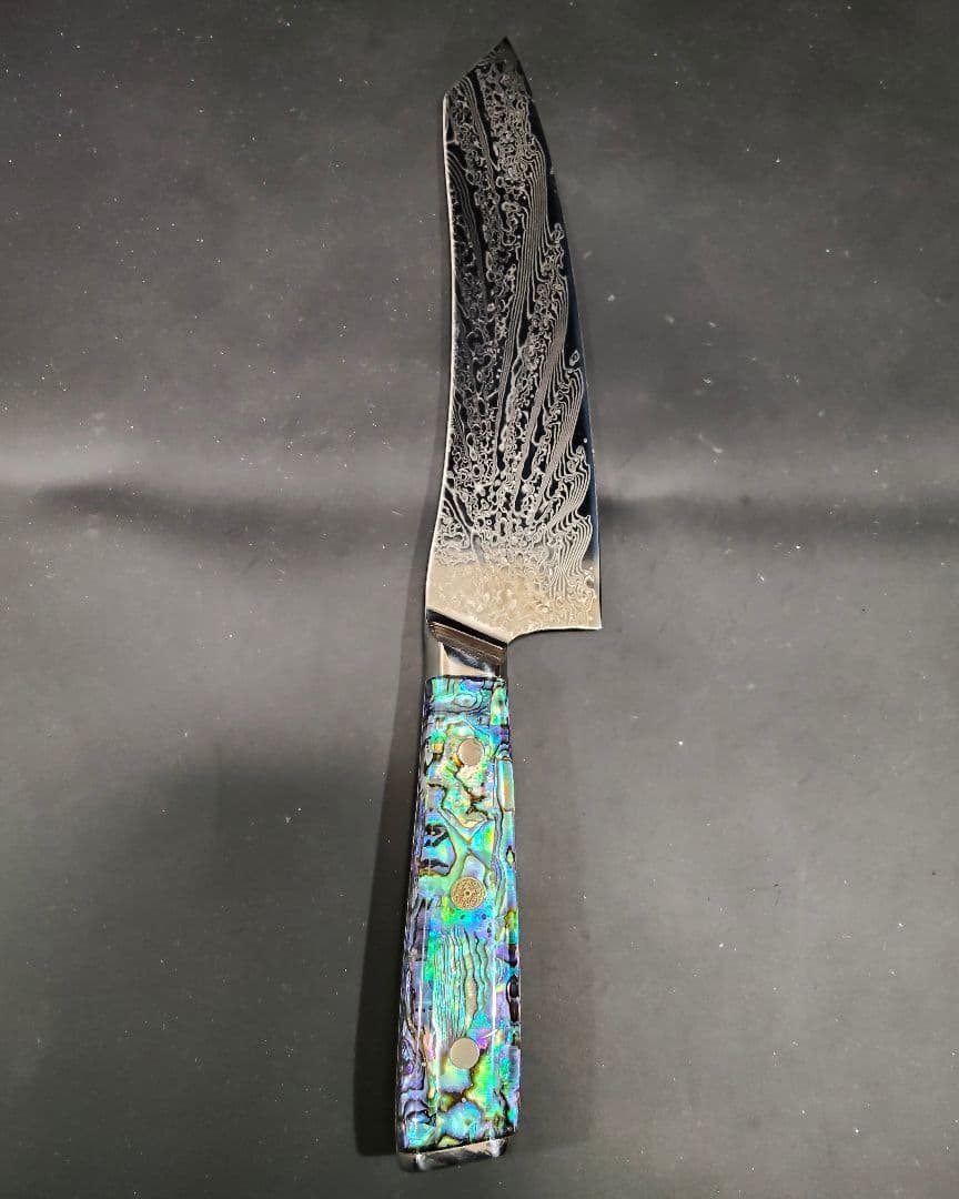 魚捌き 鬼反り 剣型 切付型 牛刀 V金10号 67層ダマスカス 包丁アワビ殻柄