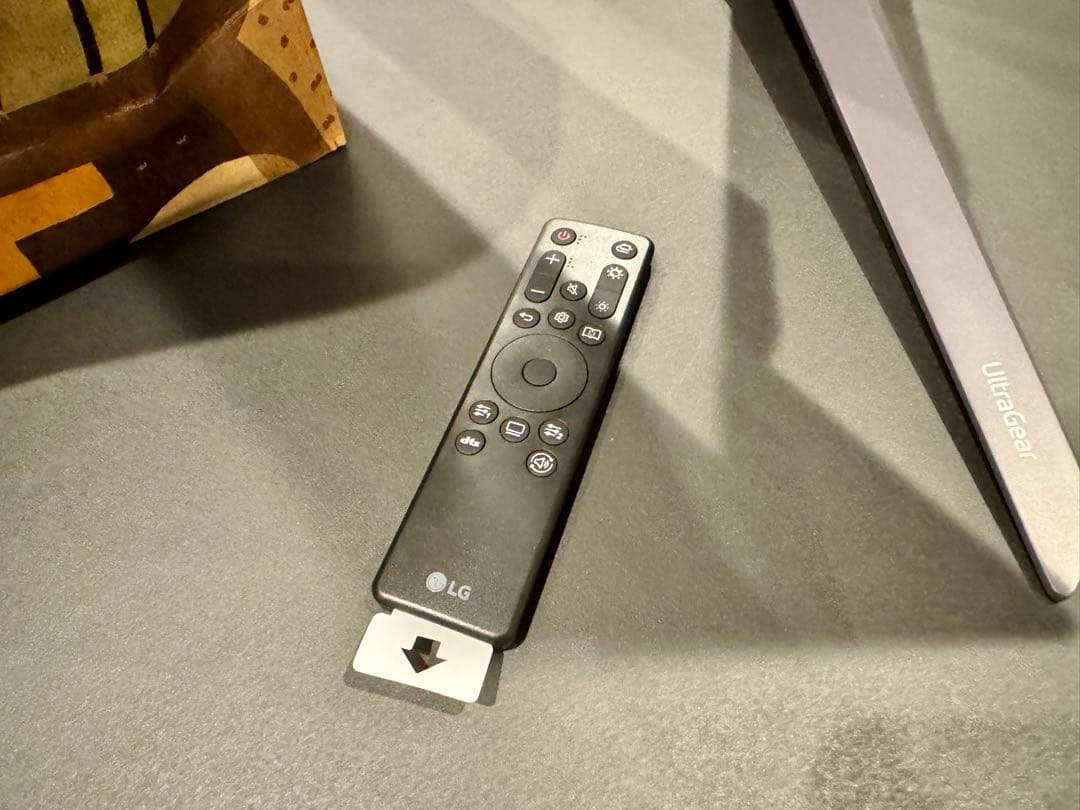 LG UltraGear 27GR95QE-B 240Hz 有機ELモニター