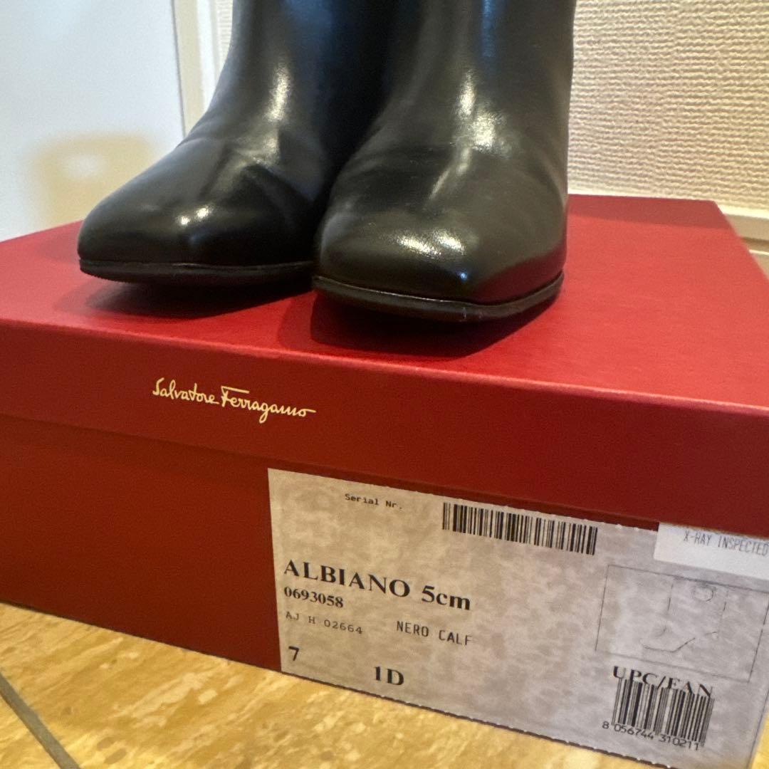 Salvatore Ferragamo ALBIANO ブーツ 5cmヒール