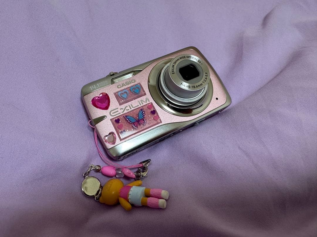 CASIO カメラ　EX-Z550 ピンク コンデジ