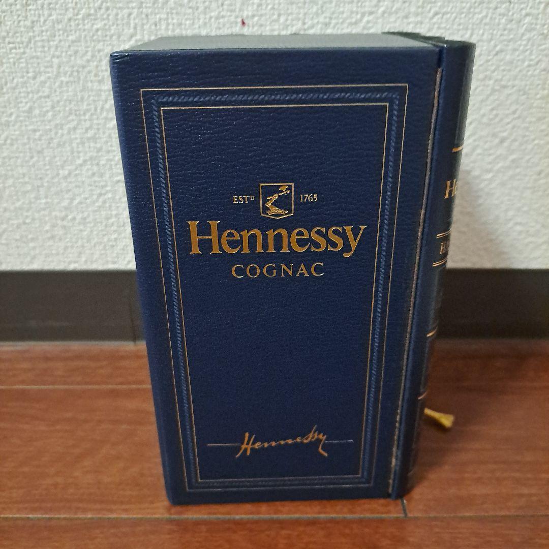 古酒　Hennessy コニャック ブック　ナイロンのところ、少し傷みあり