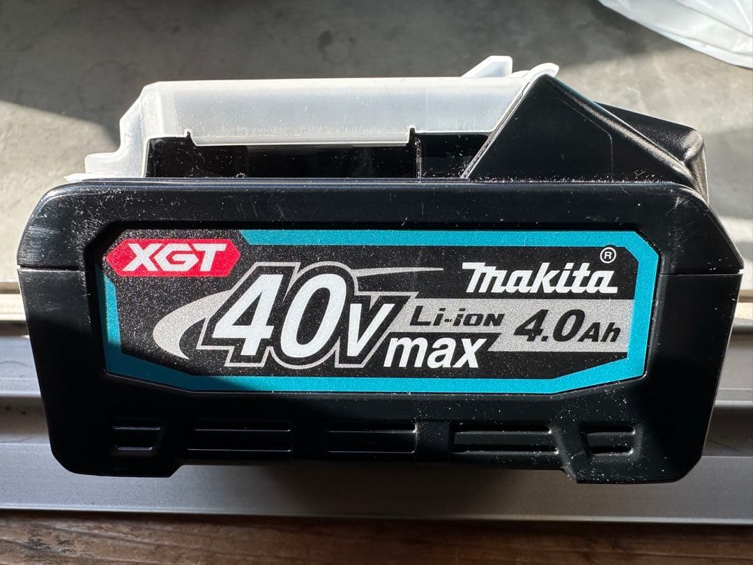 ■マキタ　BL4040　バッテリー　マキタ純正品テストで1〜2回使用