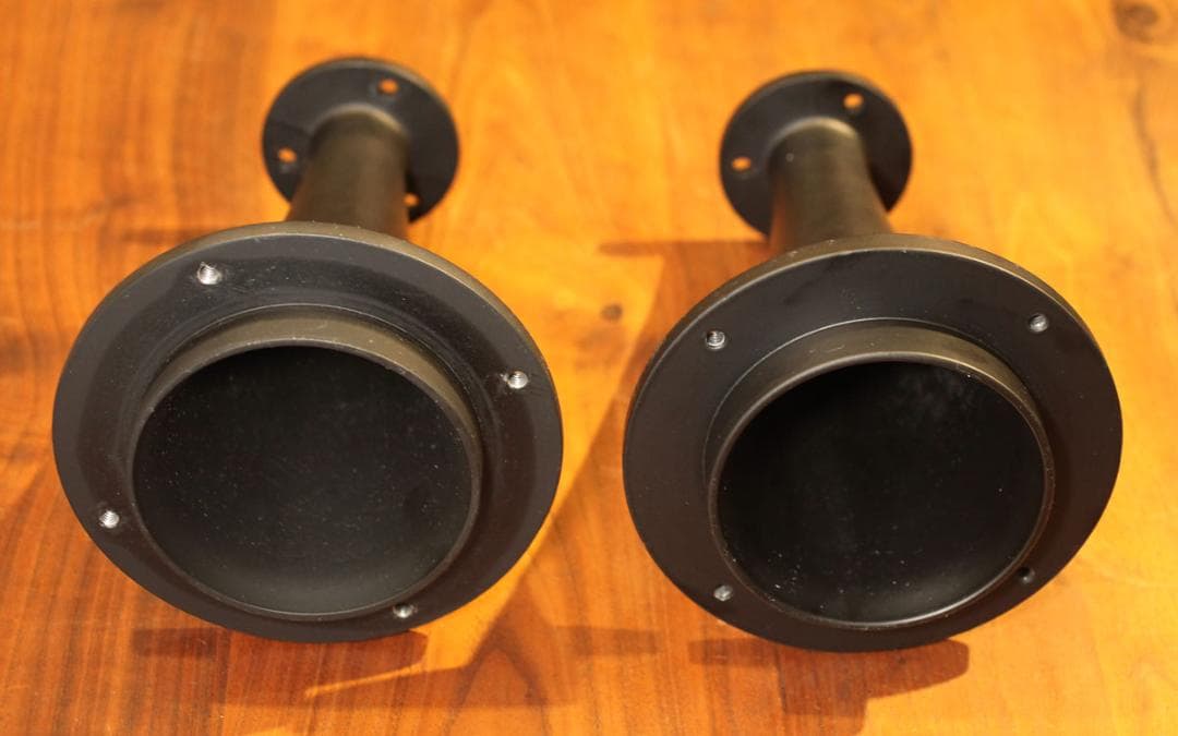 後期型ブラックJBL 2307(H91)ホーン2本　4344など 　新品ボルト付