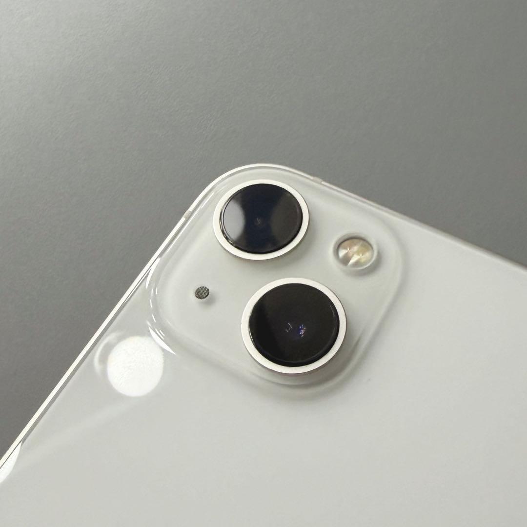 即発送＊ iPhone13 256GB SIMフリー スターライト（ホワイト）