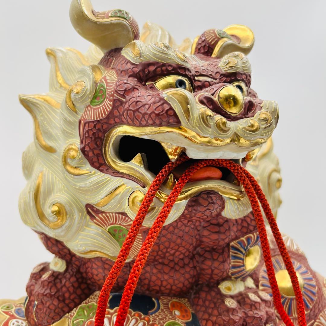 【九谷焼 獅子　打ち出の小槌 狛犬 置物 魔除け 縁起物 金彩】