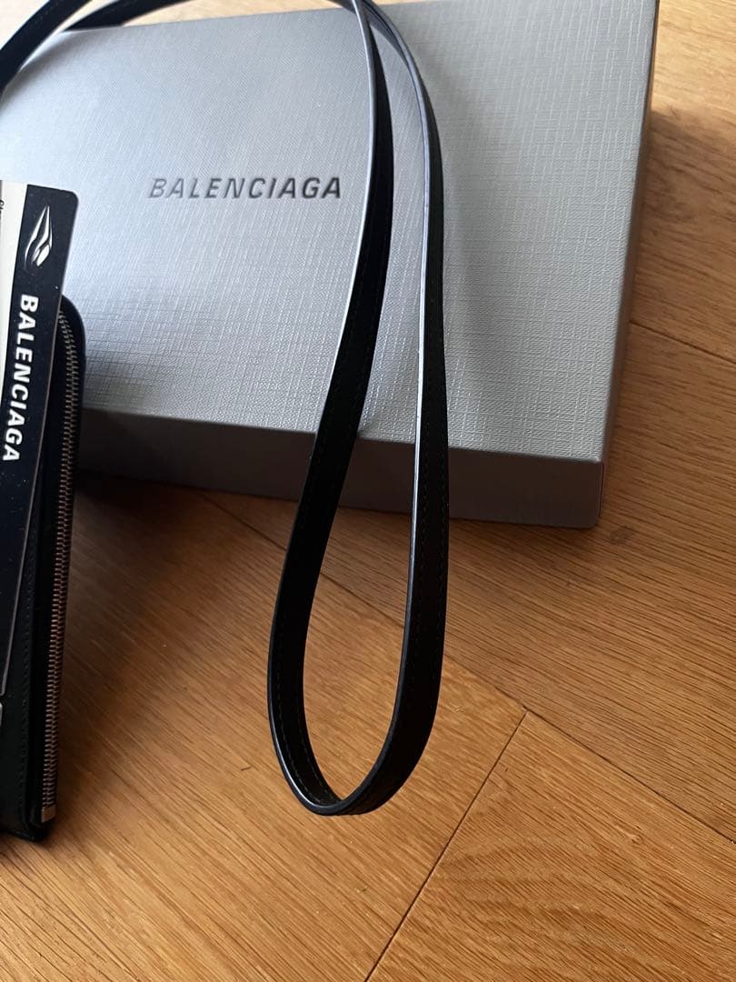 小物 BALENCIAGA PASSPORT PHONE HOLDER