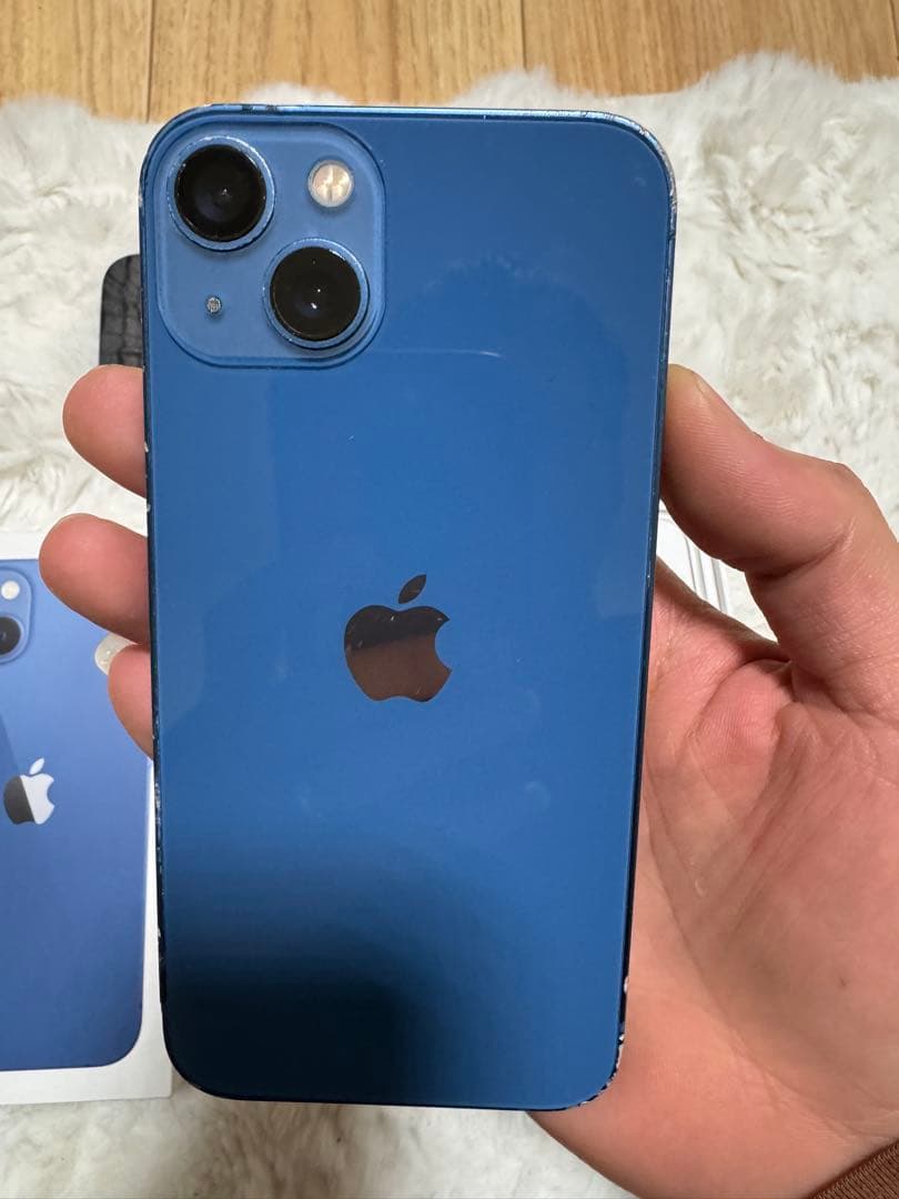 iPhone 13 Simフリー