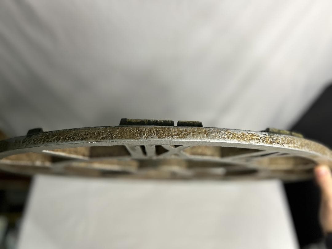 ⚪︎ハワードミラー⚪︎ 掛け時計 アンティーク調 金属製 クラシックインテリア