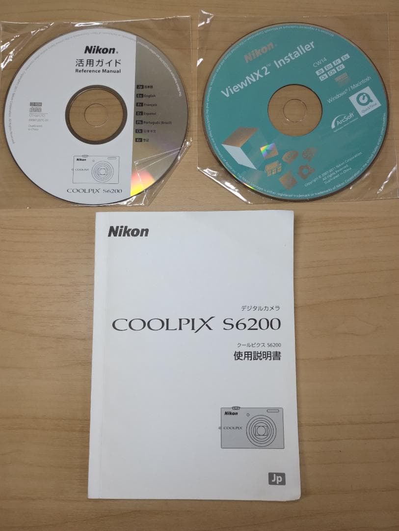 ✨動作良好✨ 美品 Nikon COOLPIX S6200 シルバー デジカメ