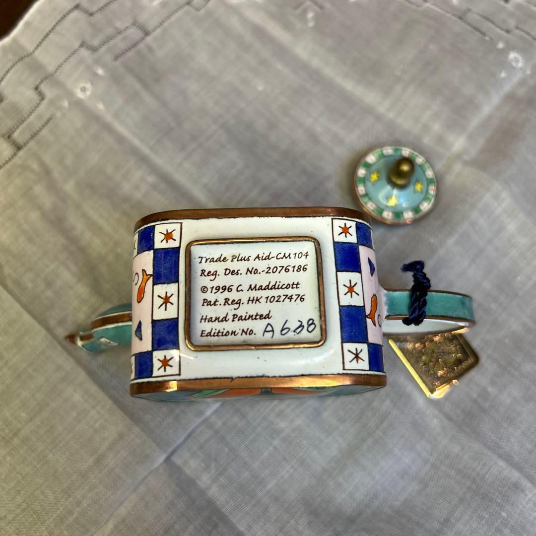 未使用　1996シャルロット ディ ヴィータミニチュアティーポットフクロウと子猫