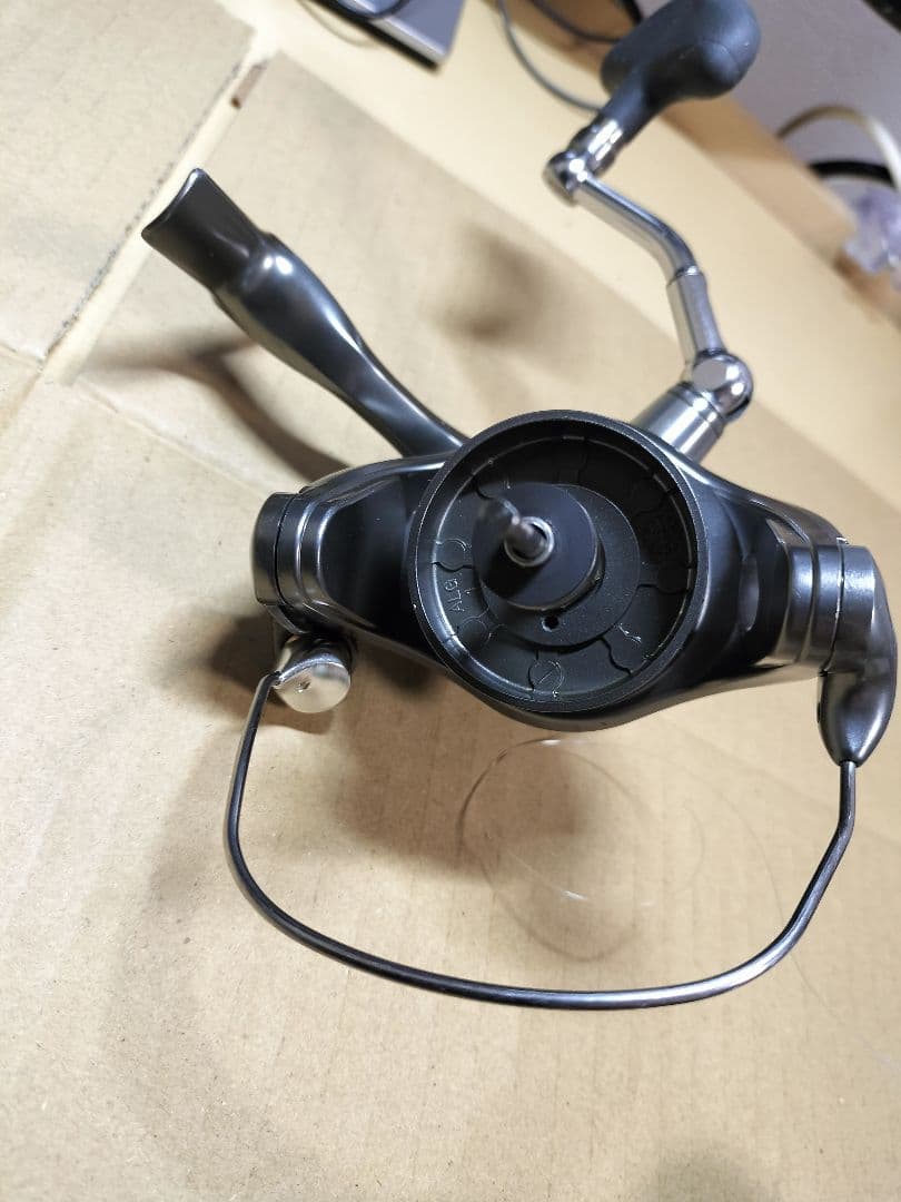 Shimano Twin Power 3000PG スピニングリール