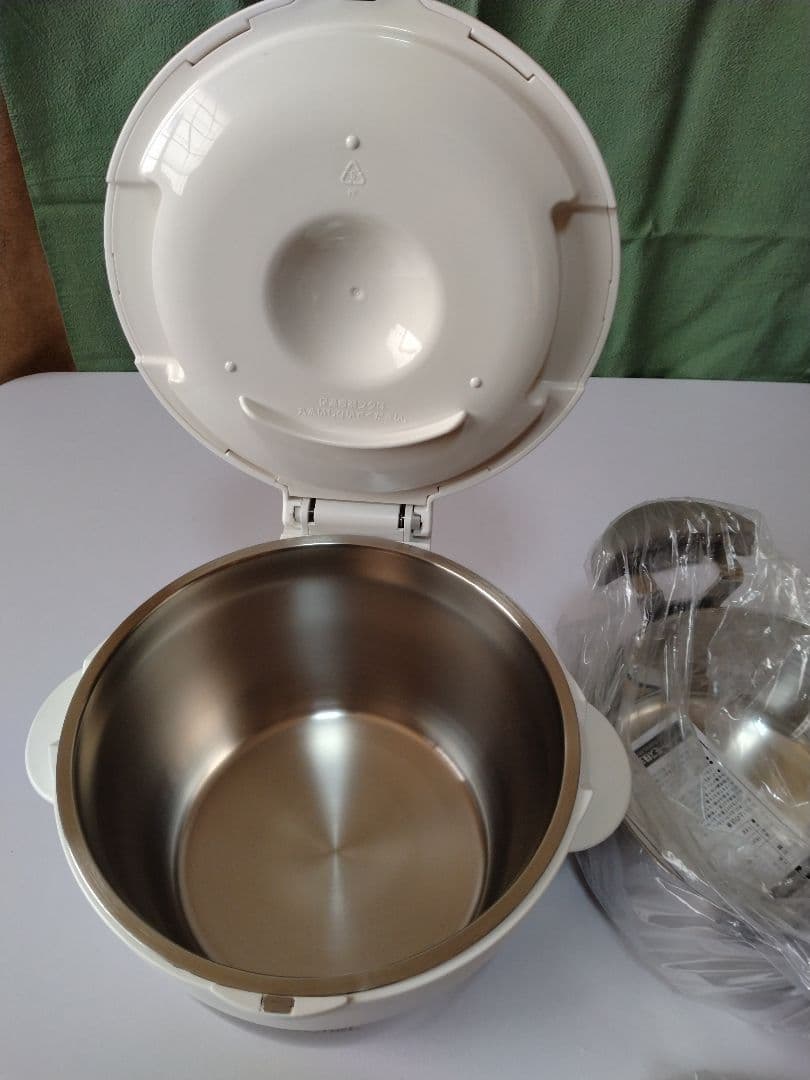 THERMOS KBB-1600 真空保温調理器 サーモス シャトルシェフ