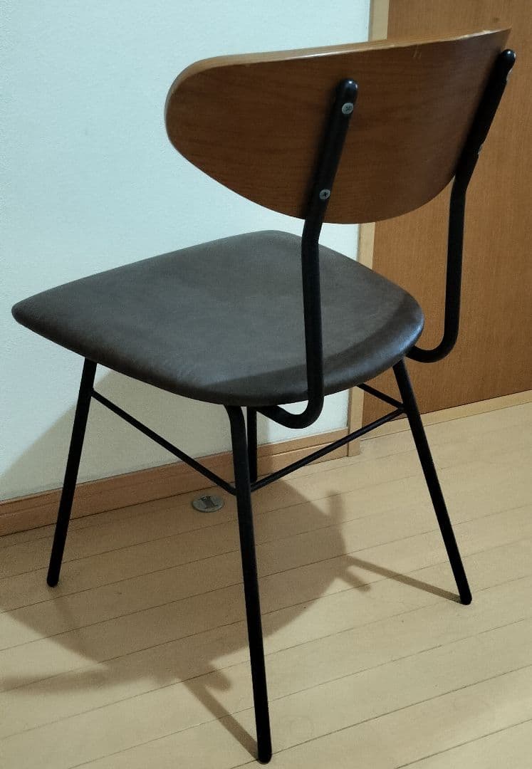 ♪ブラウン 木製　合成皮革のデスクチェア　送料無料