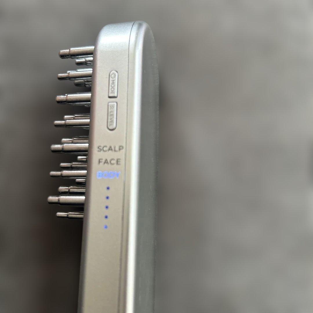 SALONIA マッサージブラシ シルバー