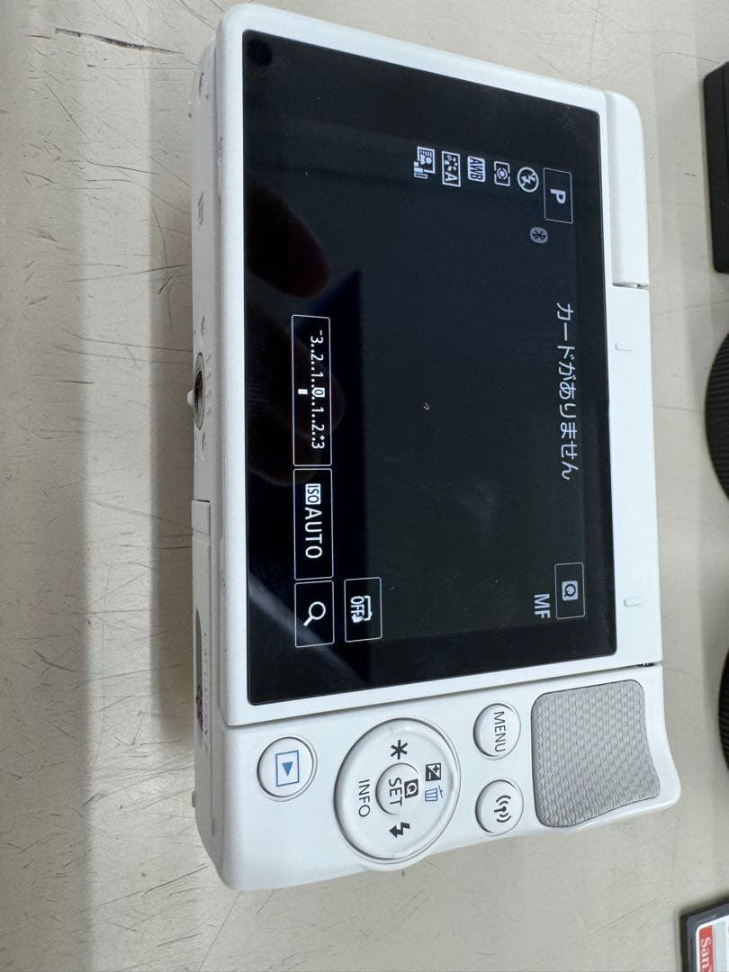 Canon EOS M100 ミラーレスカメラセット