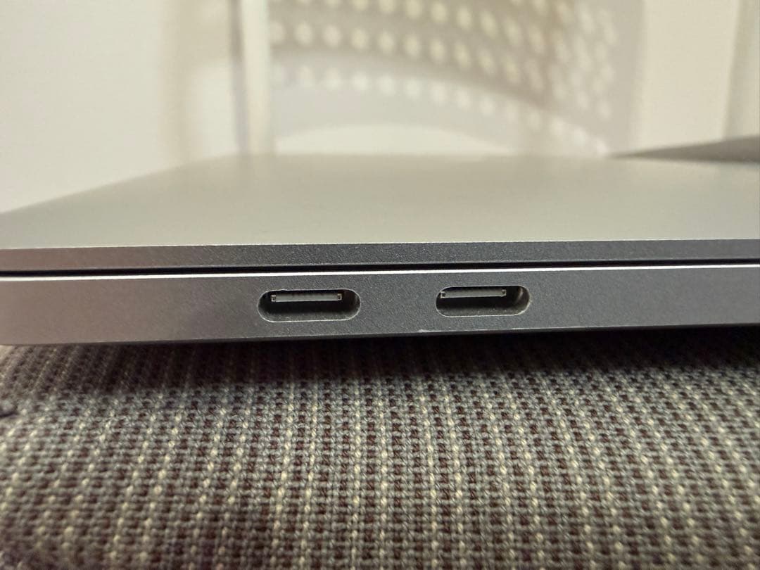 「極美品」Apple MacBook Pro 13インチ 1TB A2251