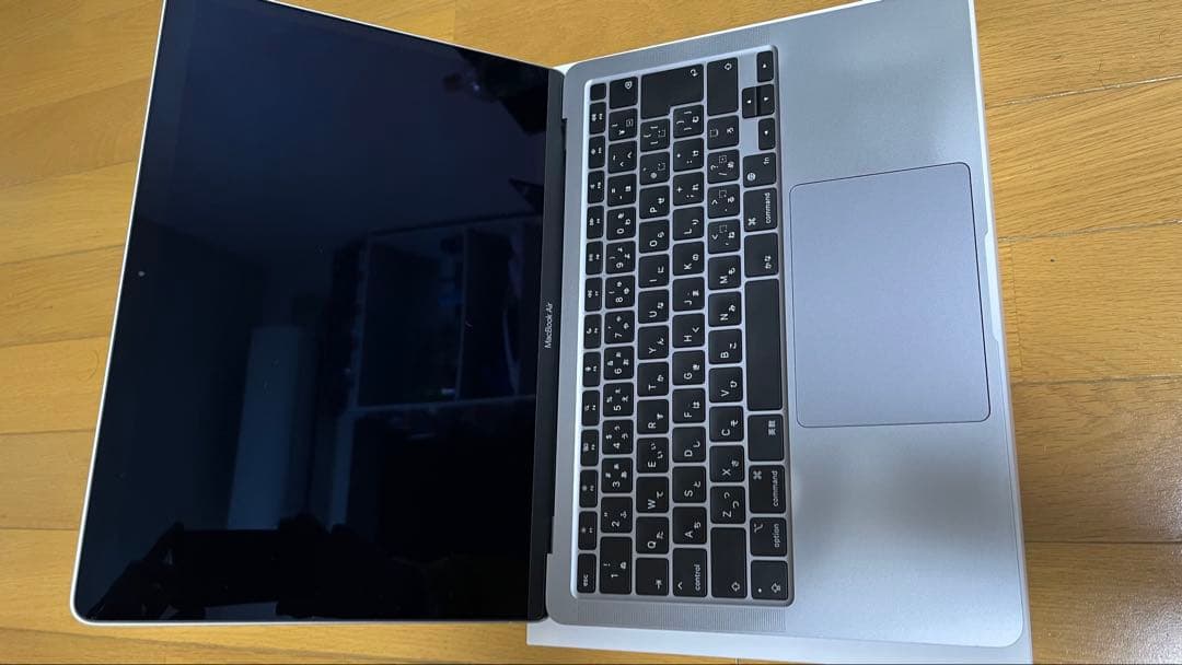 MacBook Air13インチM1 8GBメモリ256GB SSD