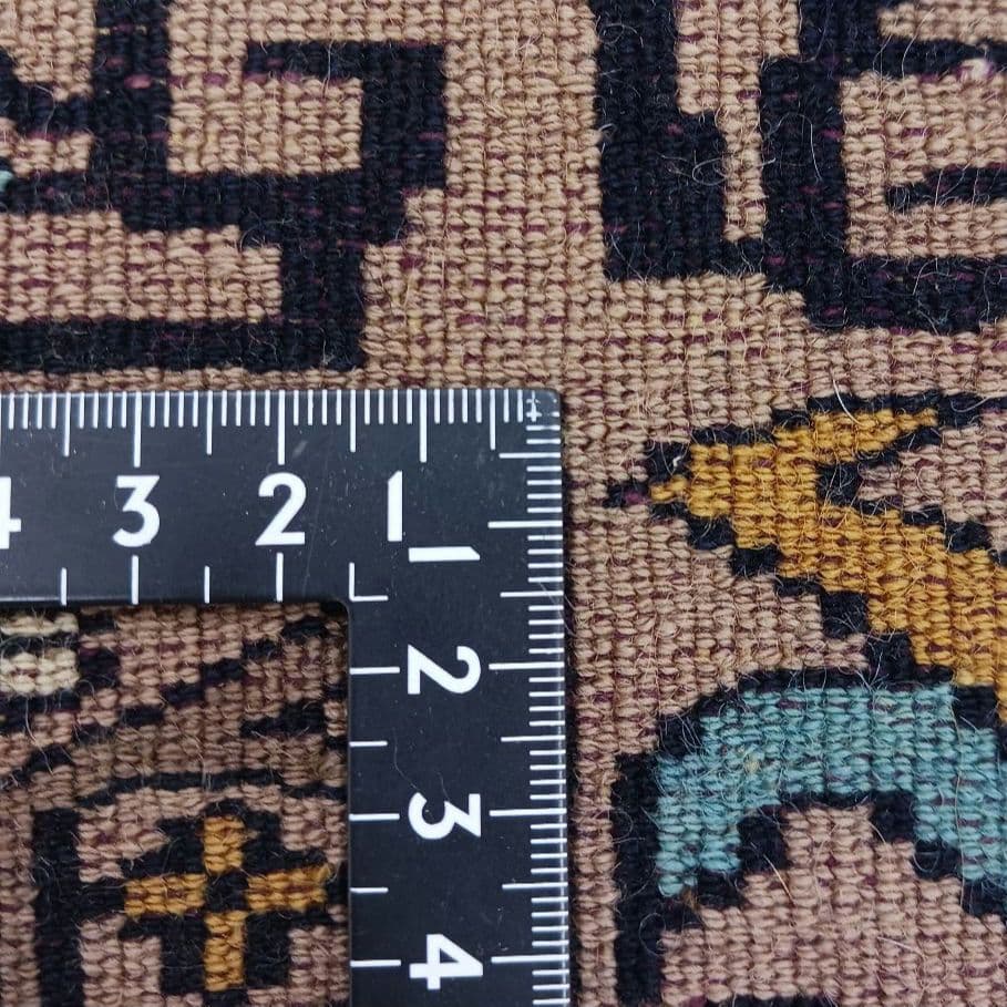 Y3075 パキスタン絨毯 ウール 手織り 181×122㎝ トライバルラグ