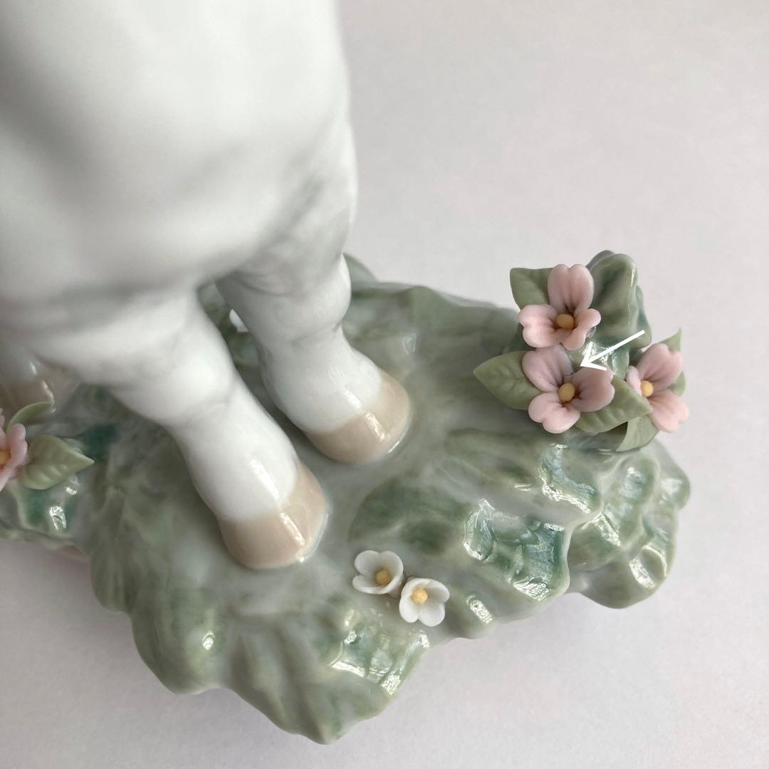 リヤドロ　仔羊　動物　フィギュア　フィギュリン　人形　置物　陶器　インテリア小物