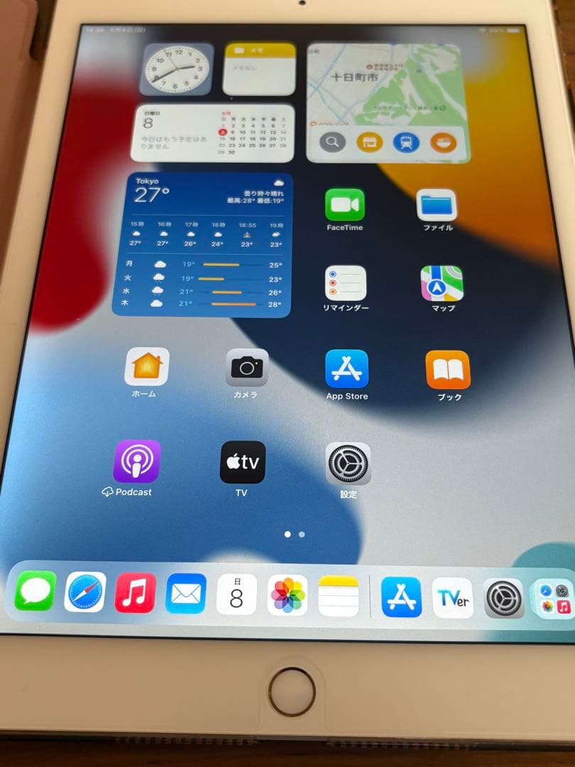 Apple iPad air 第二世代　cellular 32G