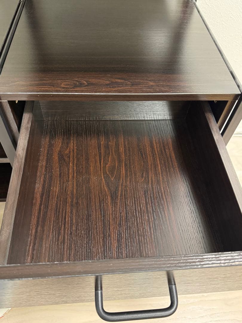 シェルフ付きワードローブ　棚・引き出し付き　ダークブラウン