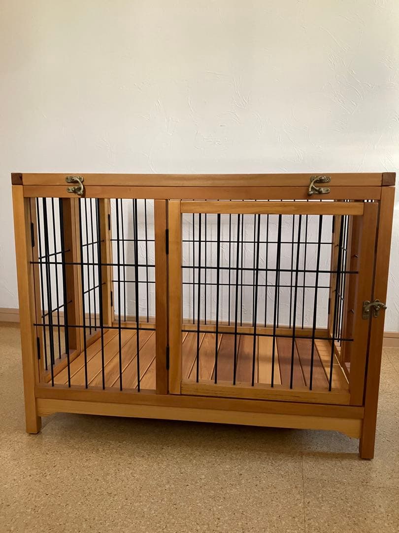 木製犬用ケージ
