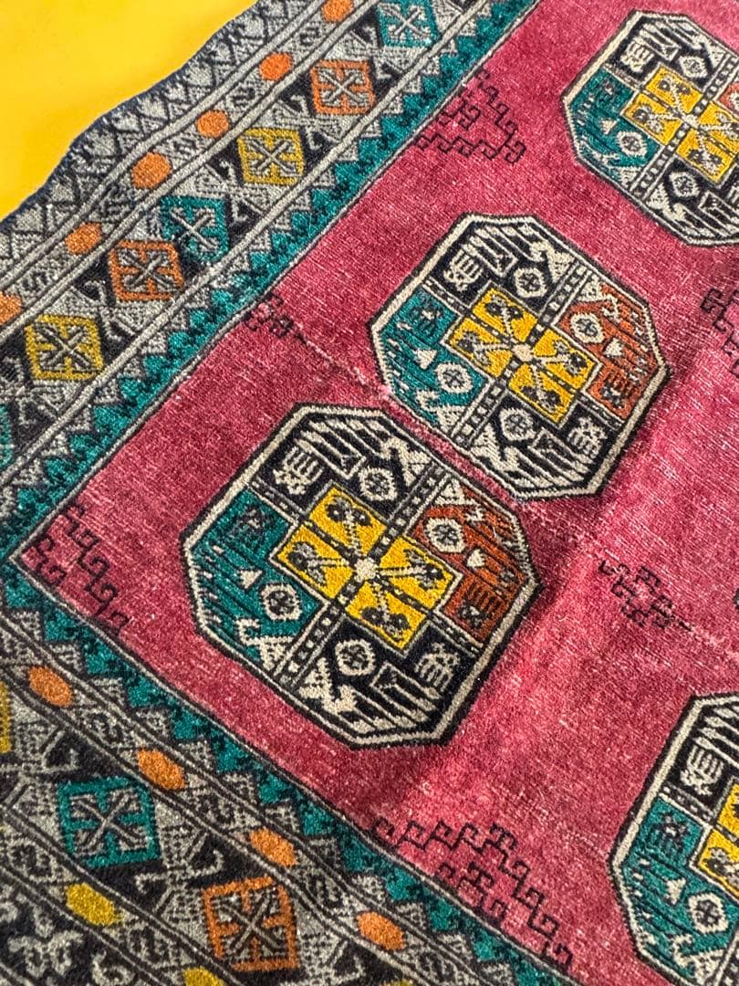 ペルシャ ビンテージ トルクメン絨毯