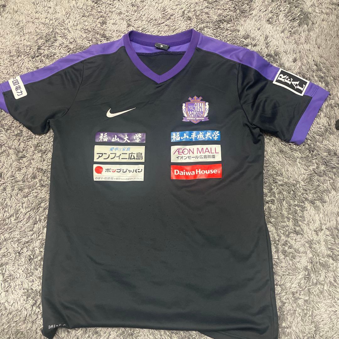 サンフレッチェ広島　サッカーシャツ L