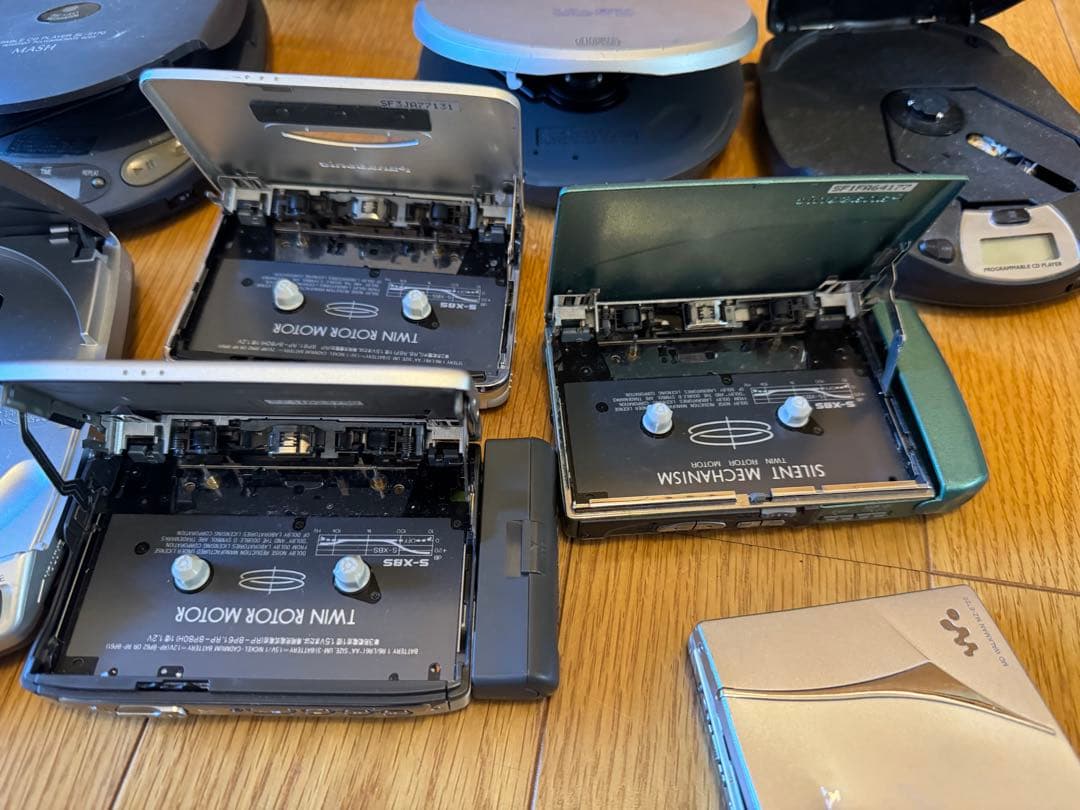 ポータブルCD プレーヤー　MD カセットテープ　panasonic まとめて