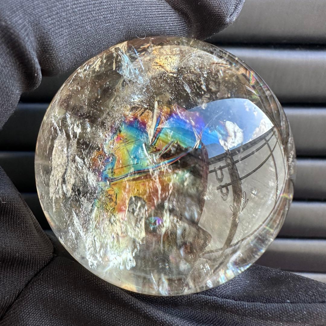 爆レア❗️浄化❗️虹入り☆淡いスモーキーアイリスクォーツ☆ヒマラヤ水晶丸玉A1146