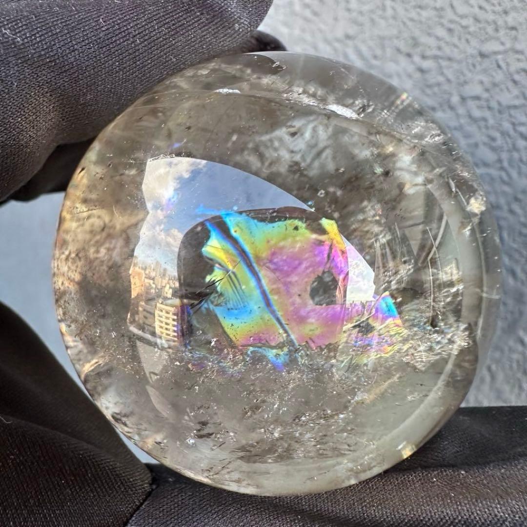 爆レア❗️浄化❗️虹入り☆淡いスモーキーアイリスクォーツ☆ヒマラヤ水晶丸玉A1146