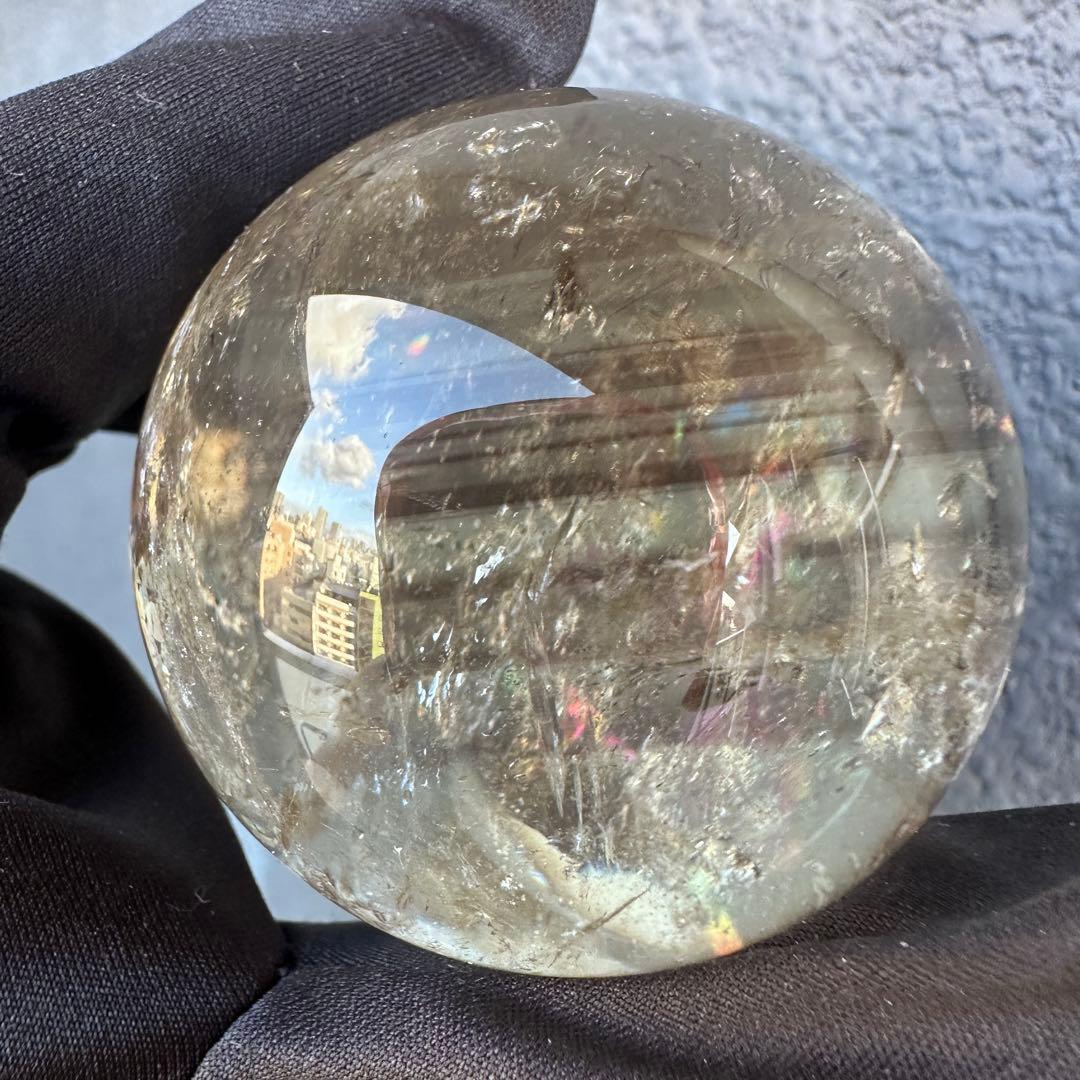 爆レア❗️浄化❗️虹入り☆淡いスモーキーアイリスクォーツ☆ヒマラヤ水晶丸玉A1146